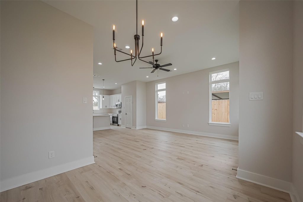 918 Saint Clair Street - Photo 13