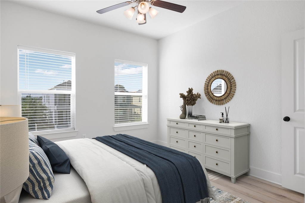 1115 32nd Street - Photo 10