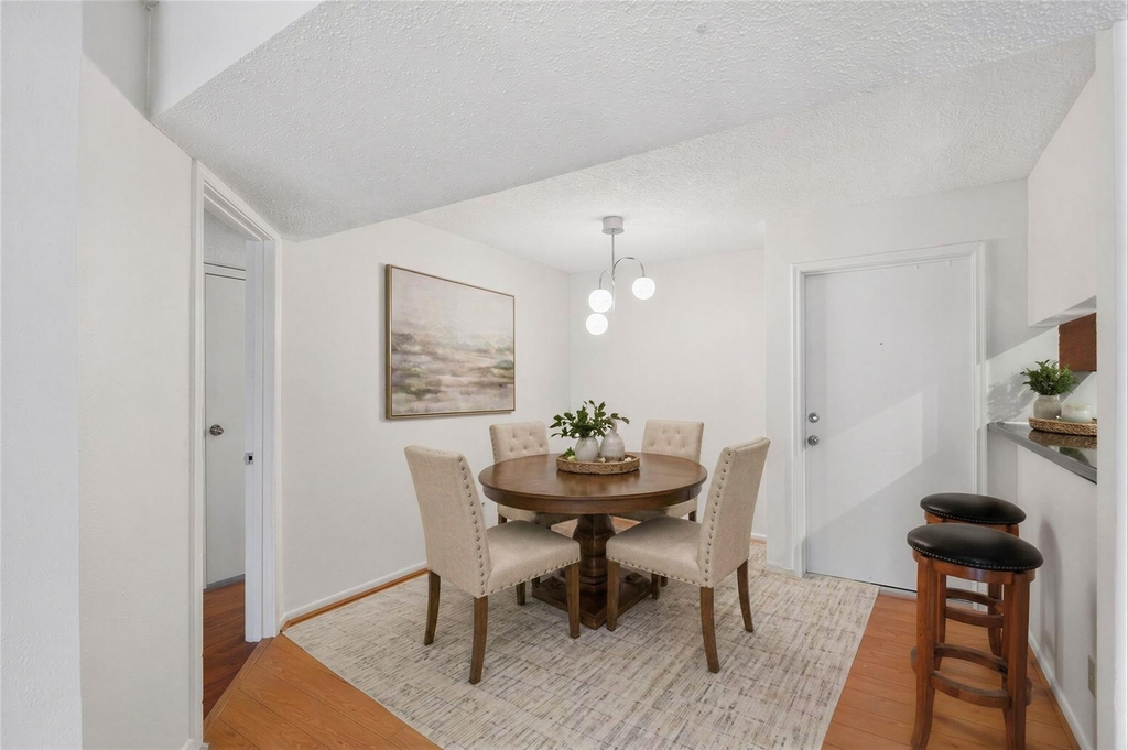 10110 Forum West Dr - Photo 4