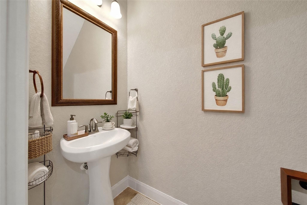 9422 Pecos Pass Court - Photo 21