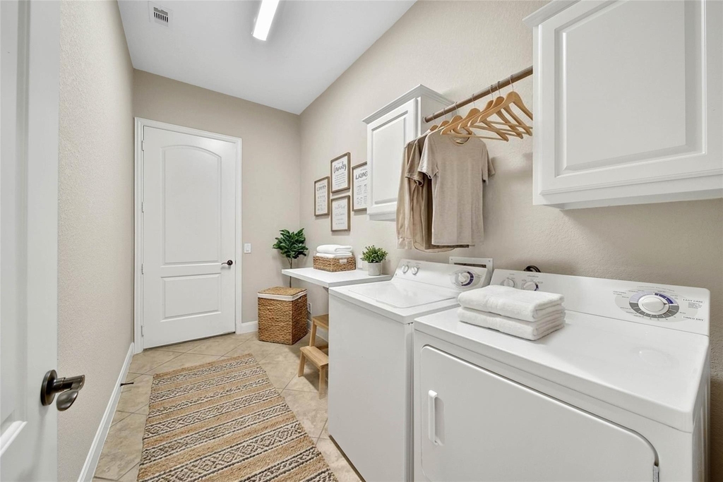 9422 Pecos Pass Court - Photo 20