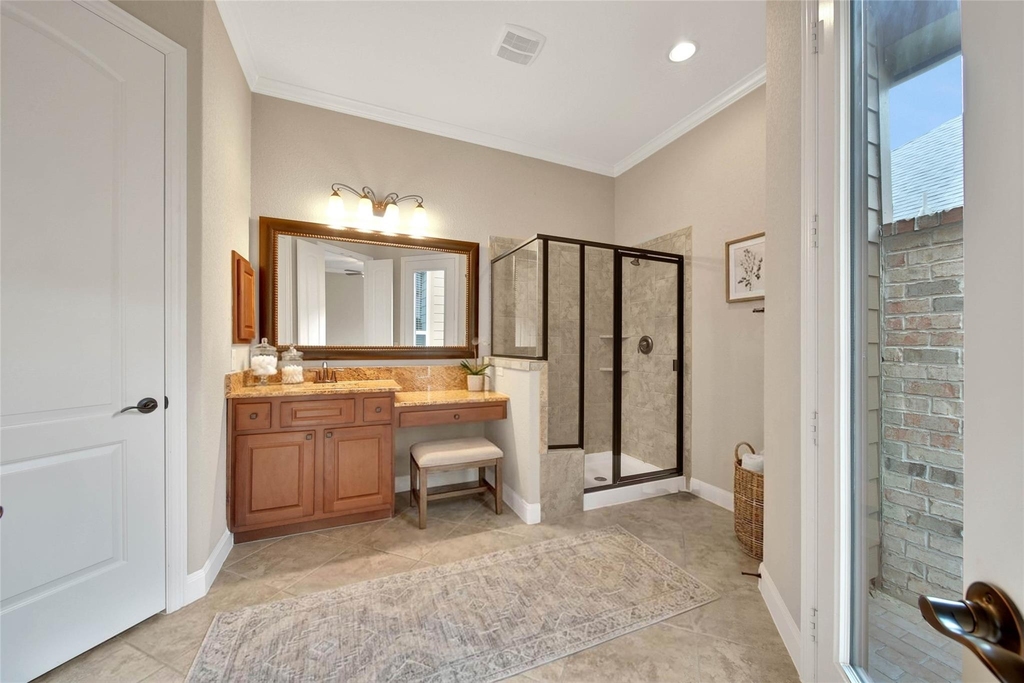 9422 Pecos Pass Court - Photo 17