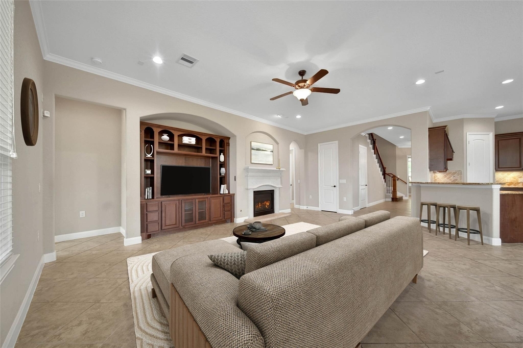 9422 Pecos Pass Court - Photo 7