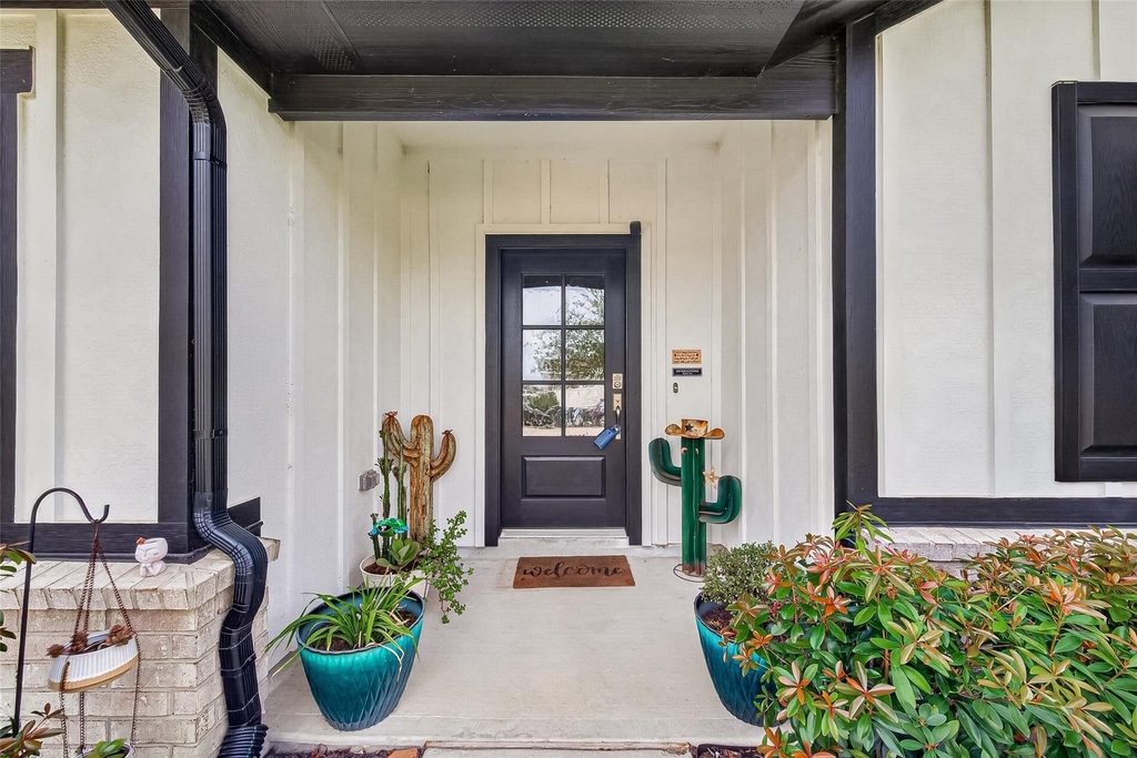 12707 Gabrial Drive - Photo 2
