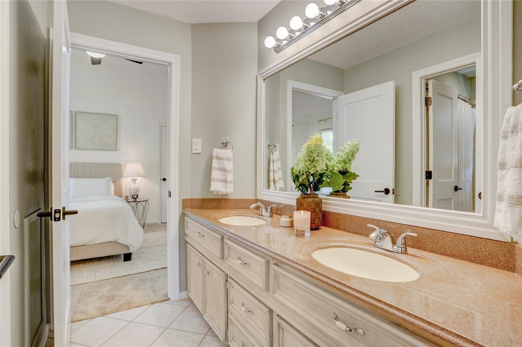 11703 Wickhollow Lane - Photo 26