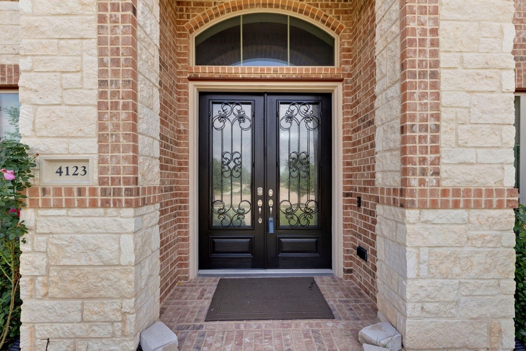 4123 Abigail Way - Photo 1