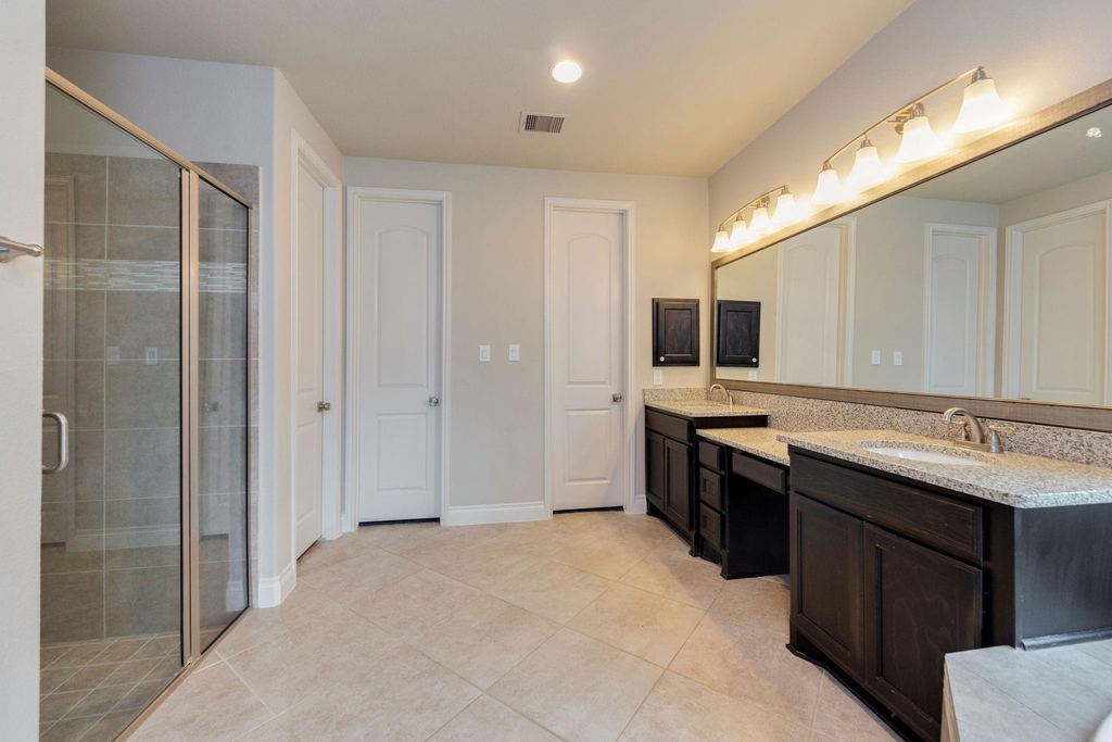 4123 Abigail Way - Photo 18