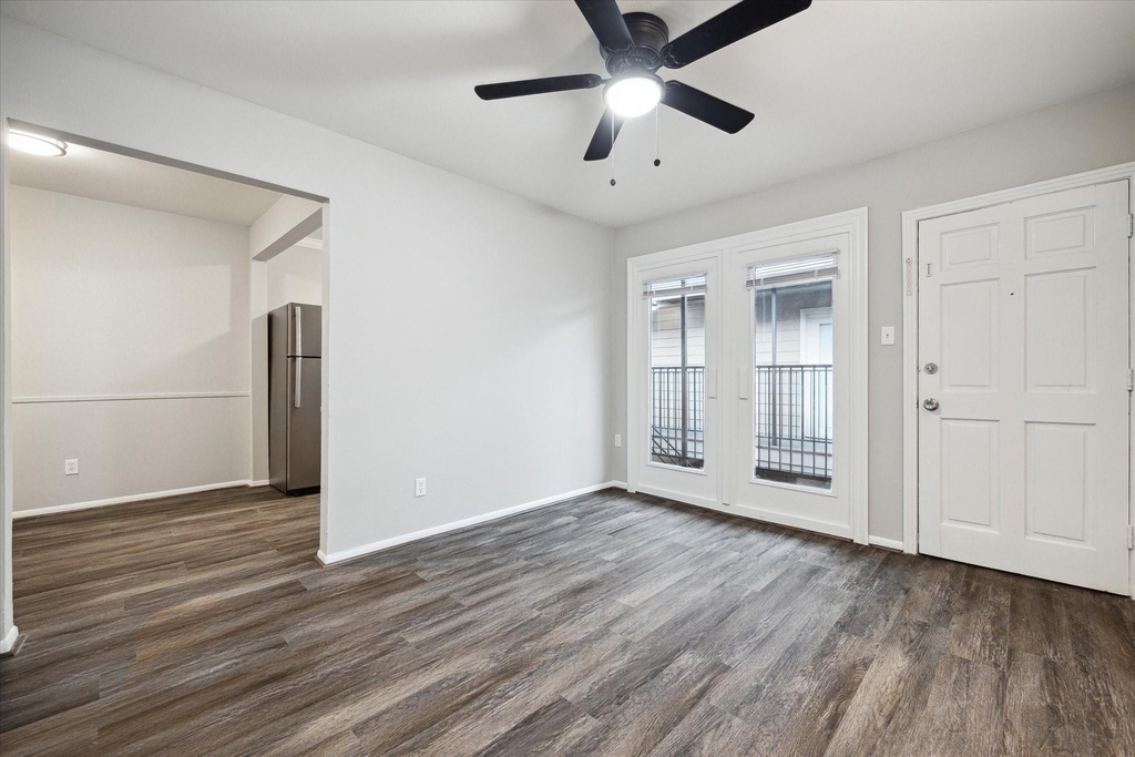 2202 Park Street - Photo 1
