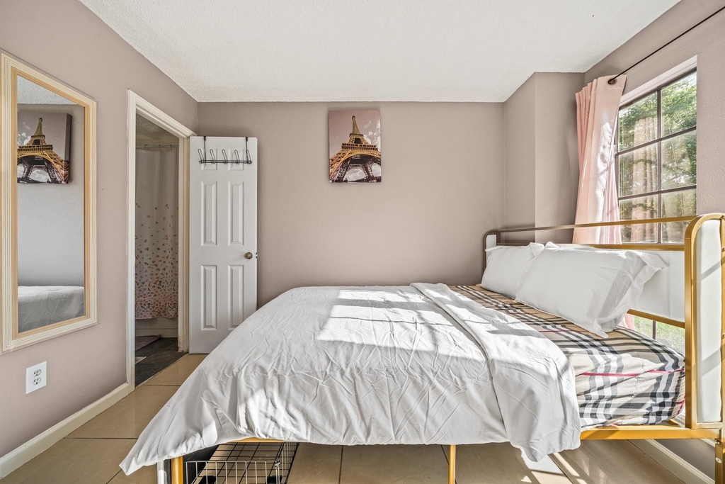 8629 Kinghaven Street - Photo 7