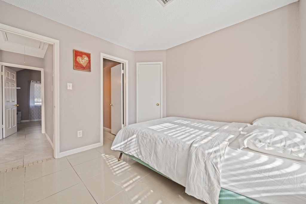 8629 Kinghaven Street - Photo 24