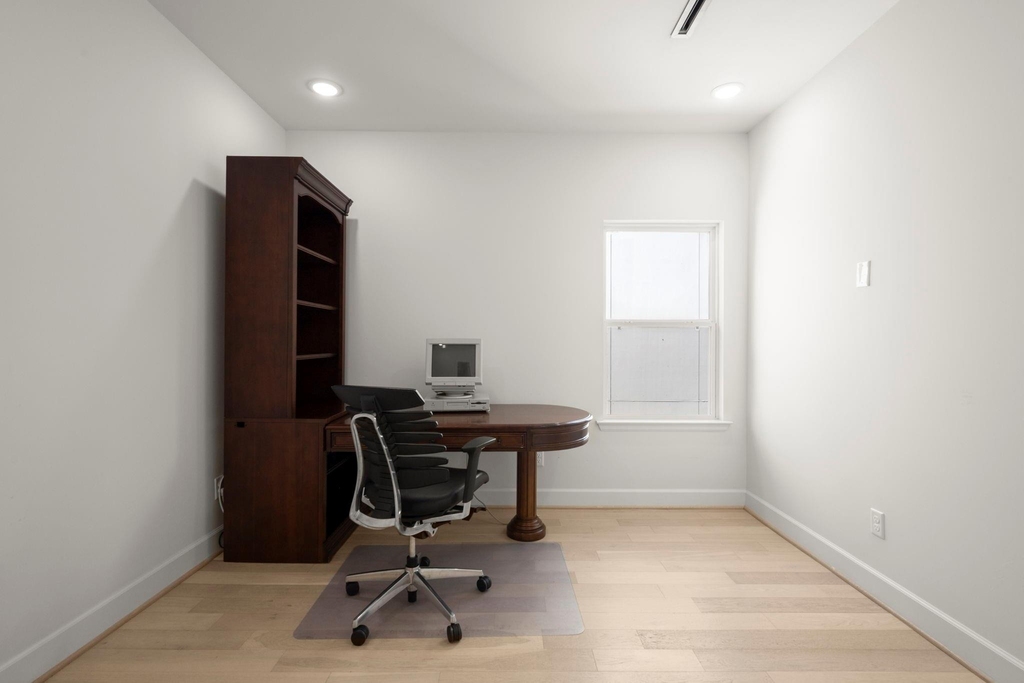 3022 Holman Street - Photo 19