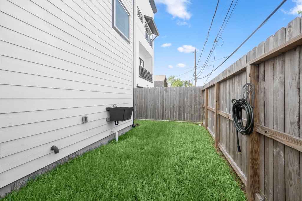 3022 Holman Street - Photo 25