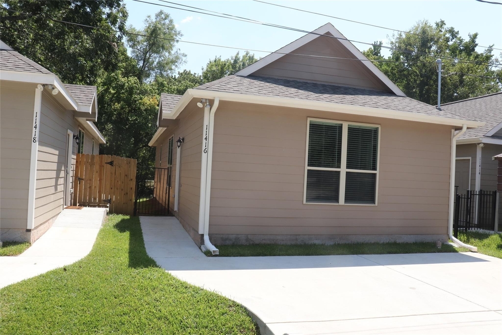 11416 Underwood Street - Photo 1