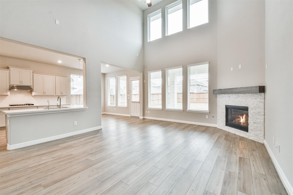8211 Chartres Wind Drive - Photo 5