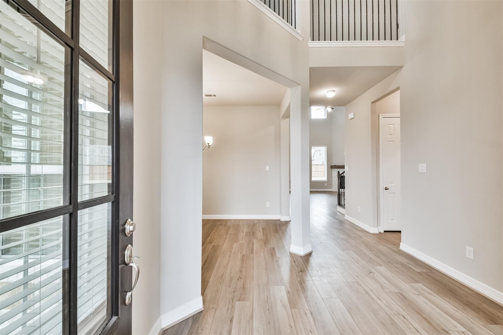 8211 Chartres Wind Drive - Photo 2