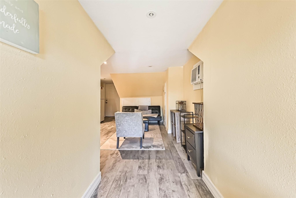 2914 Avenue K - Photo 12