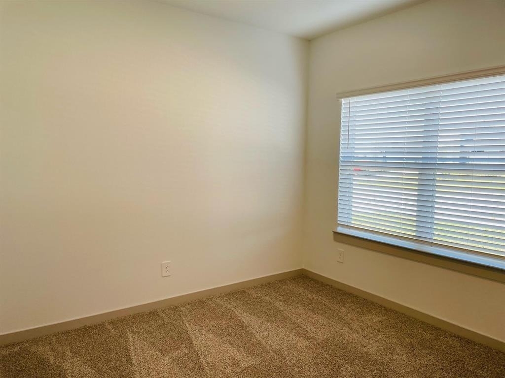 28935 Yukon River Court - Photo 11