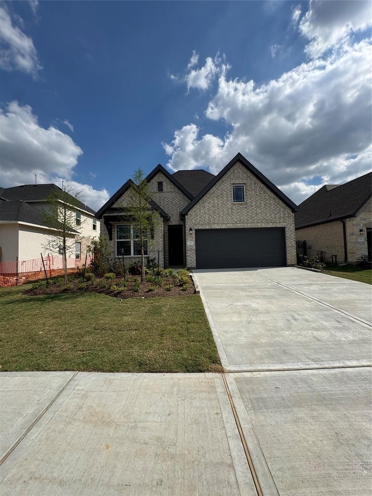 7129 Carriage Light Drive - Photo 0