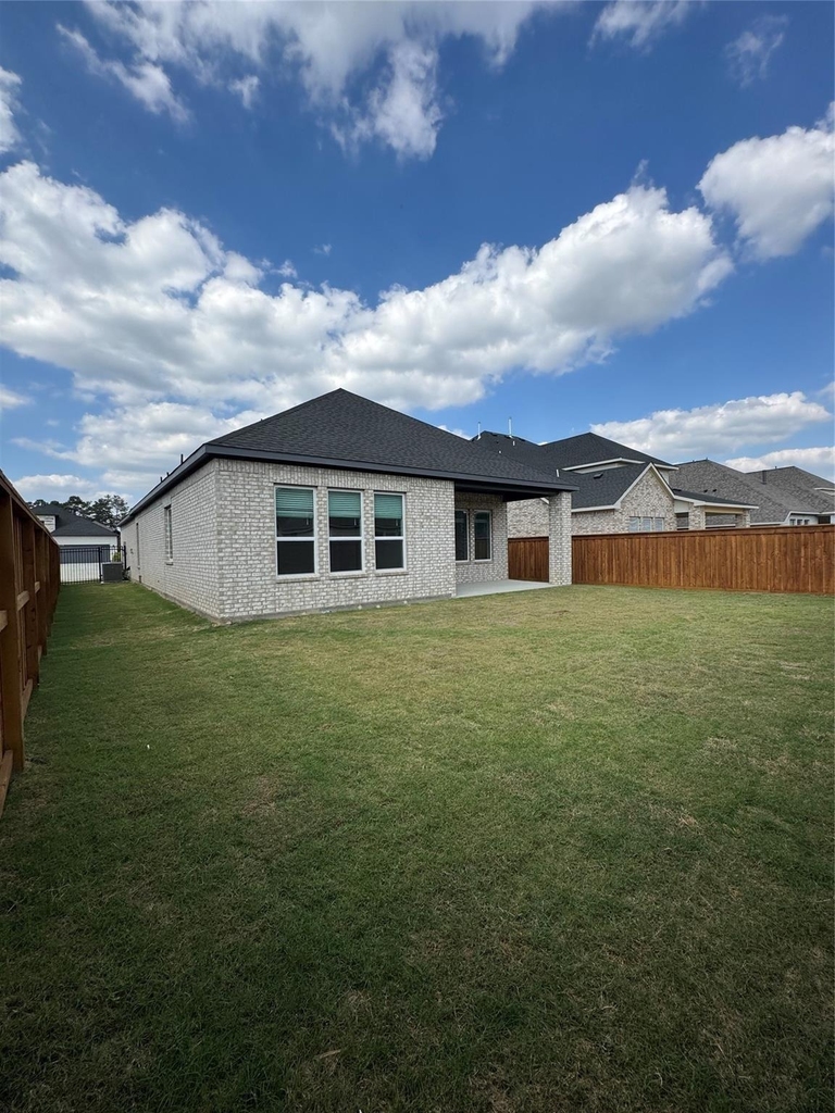 7129 Carriage Light Drive - Photo 34