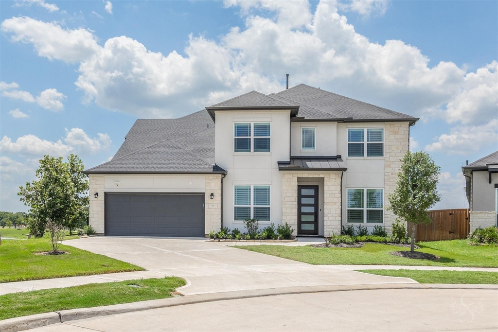 7526 Sunny Oak Lane - Photo 0