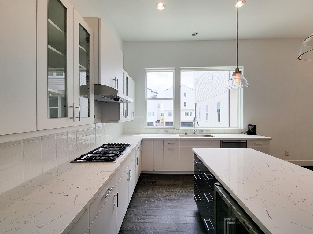9 N St Charles Street - Photo 16