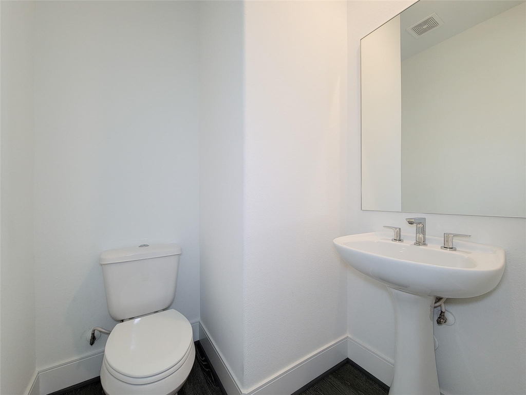 9 N St Charles Street - Photo 20