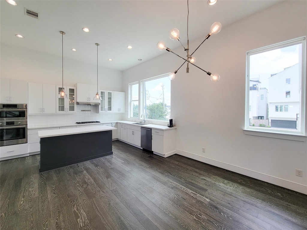 9 N St Charles Street - Photo 12
