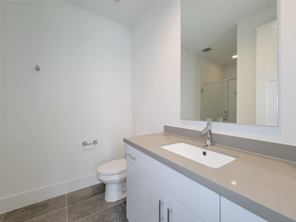 9 N St Charles Street - Photo 5