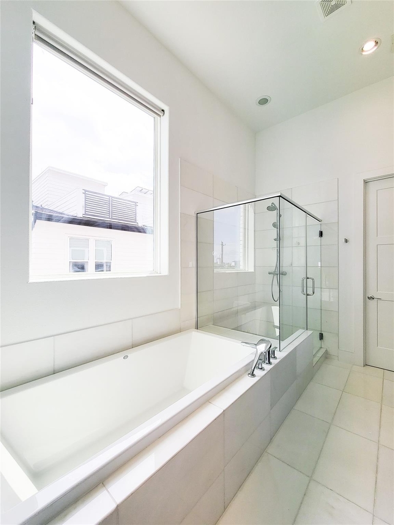 9 N St Charles Street - Photo 26