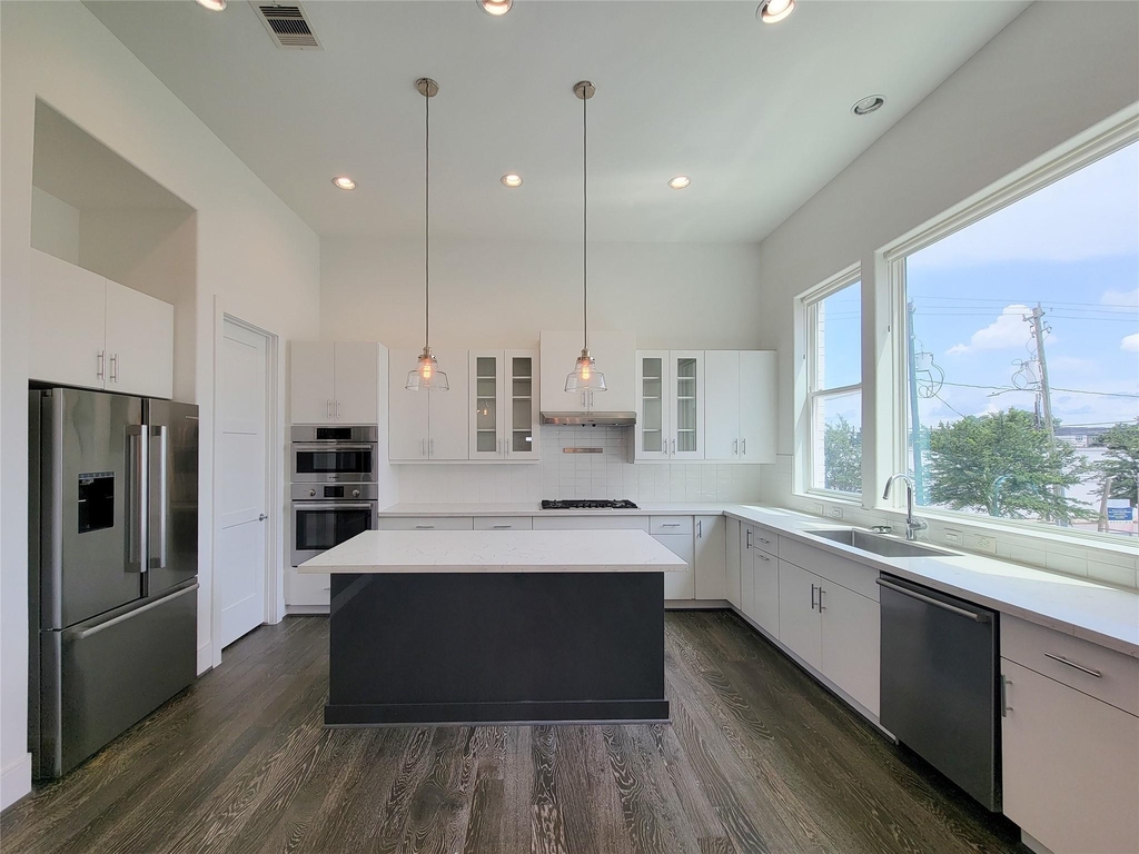 9 N St Charles Street - Photo 14