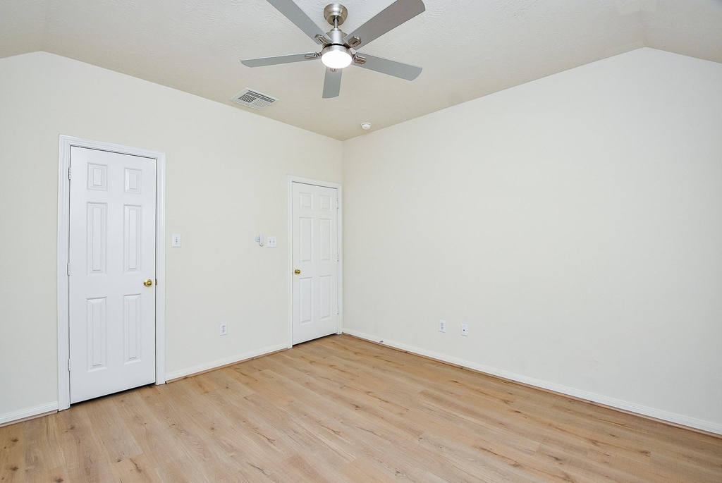 15119 Newfield Bridge Lane - Photo 13