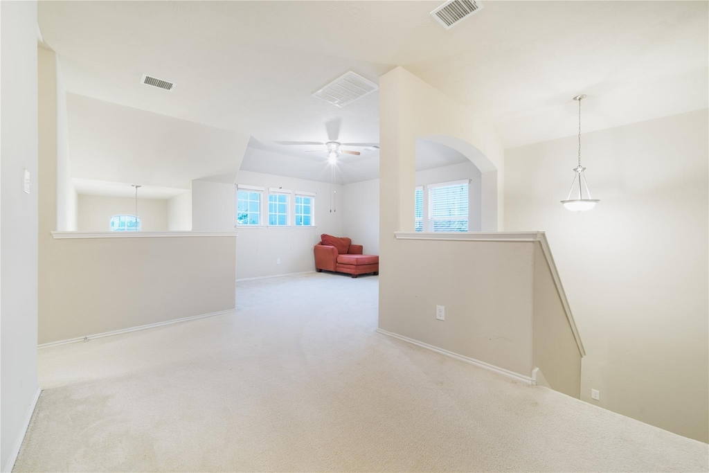1315 Squire Drive - Photo 4