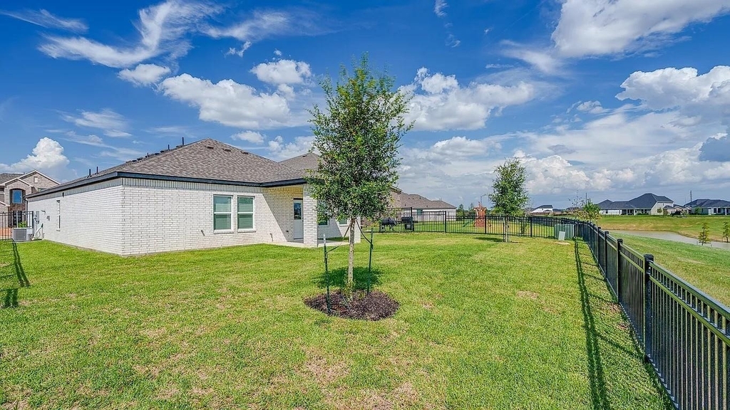27327 Blue Pool Drive - Photo 18