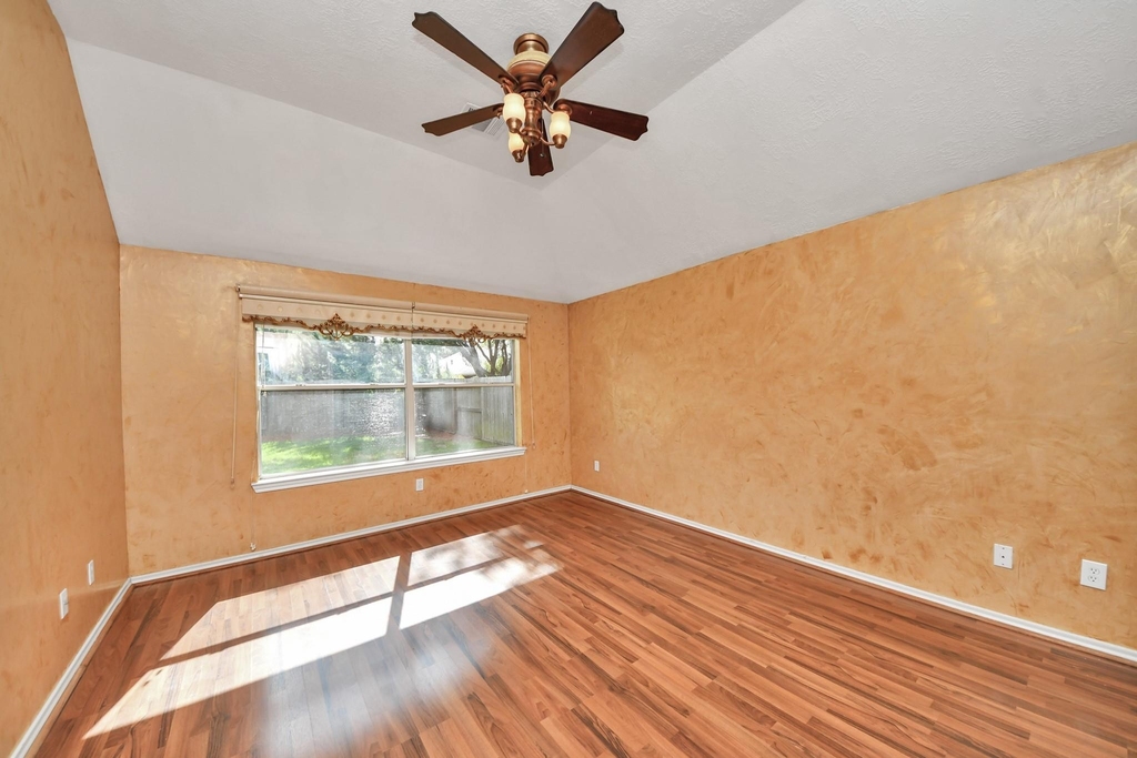 22030 Gold Leaf Trail - Photo 8