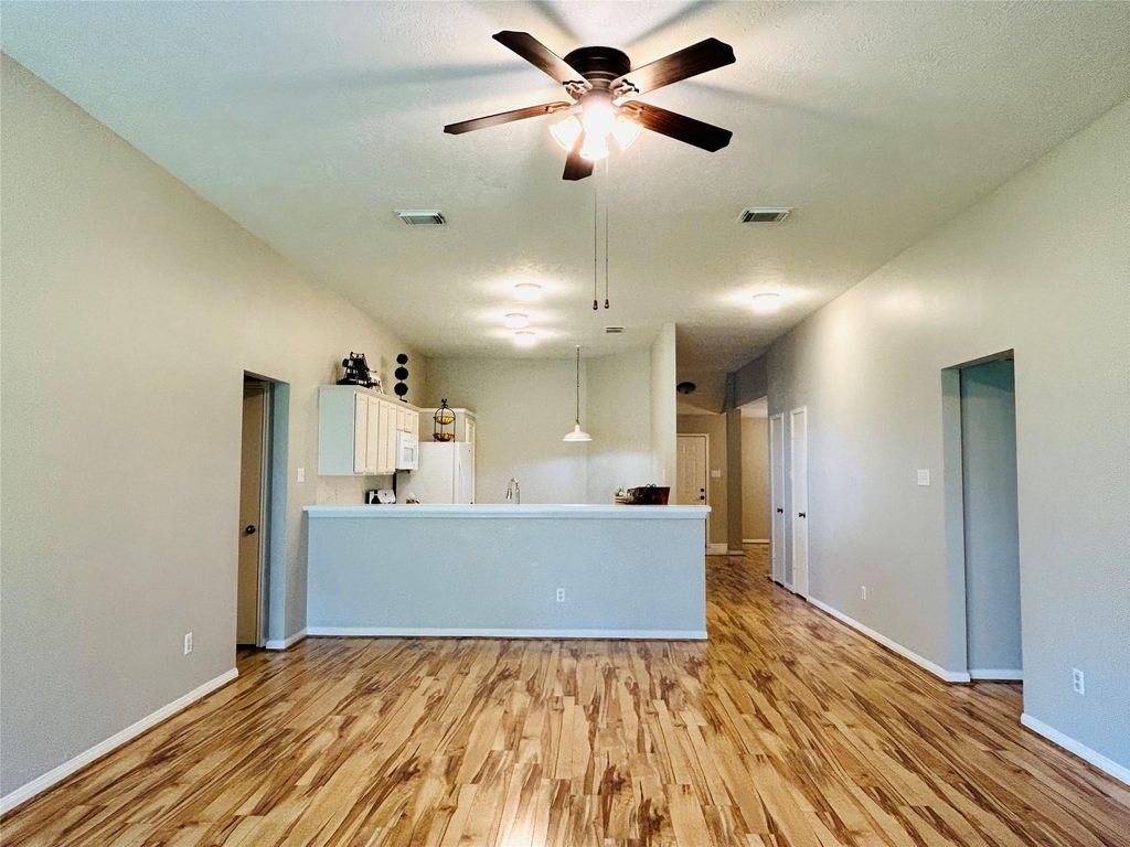 1404 Helmsley Drive - Photo 16
