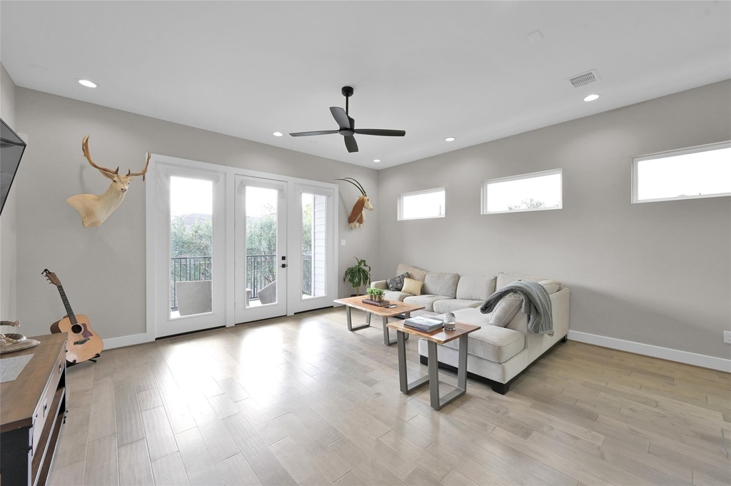 2103 Bevis Street - Photo 10