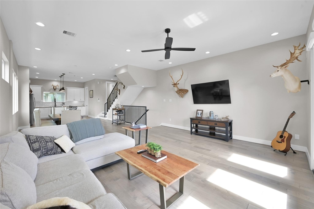 2103 Bevis Street - Photo 13