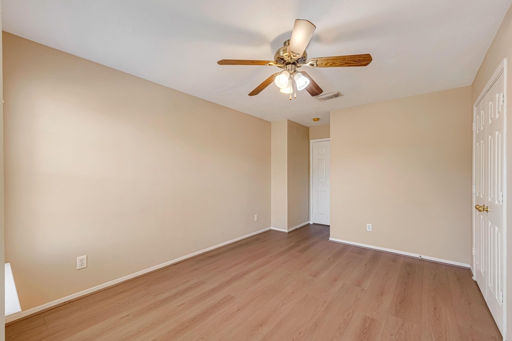 914 Chapwood Court - Photo 18