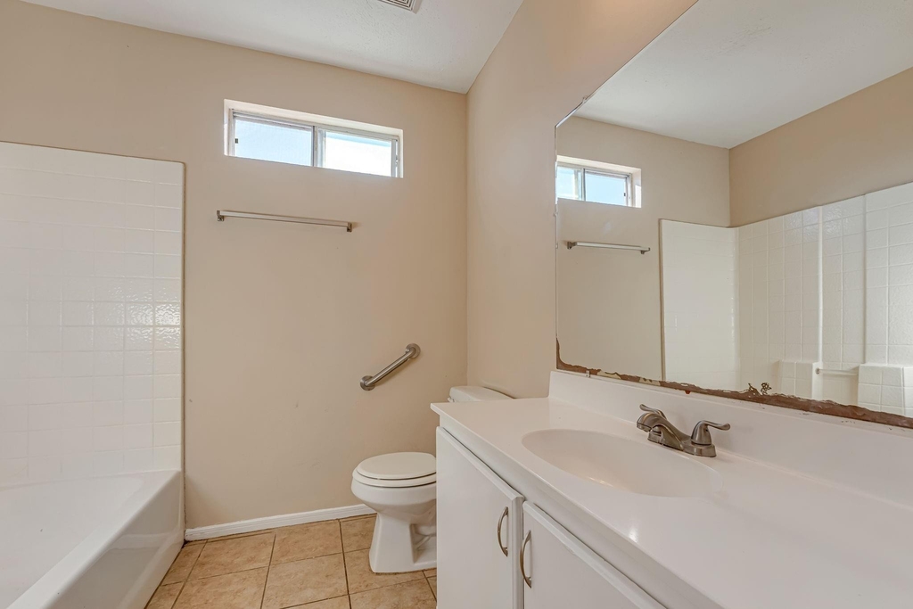 914 Chapwood Court - Photo 16