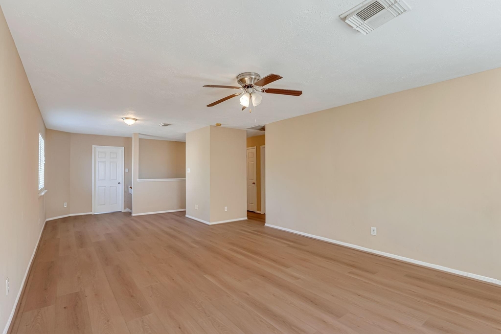 914 Chapwood Court - Photo 11