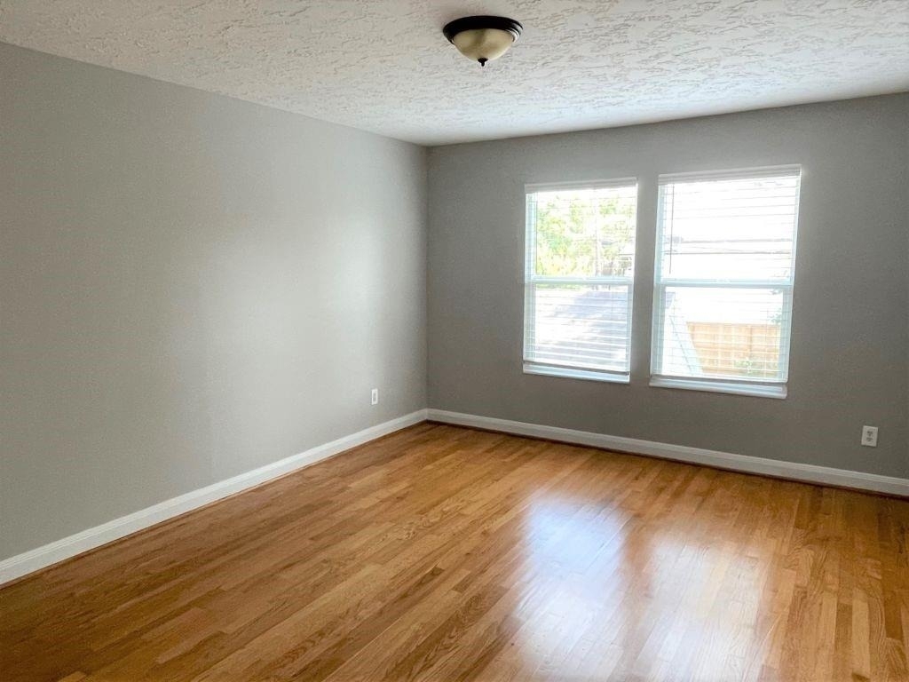 3605 Plumb Street - Photo 19