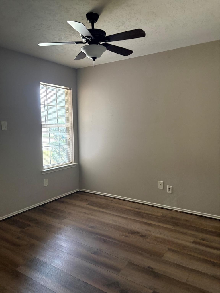 18499 Sunrise Pnes - Photo 5