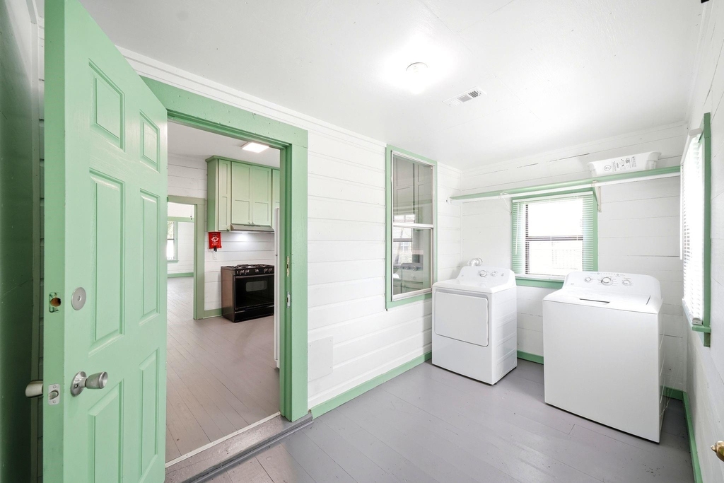 313 S Blackwell Street - Photo 33