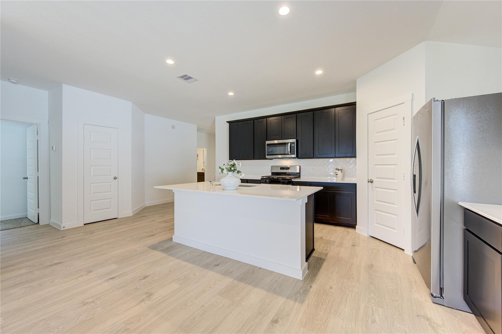 8038 Tropea Drive - Photo 12