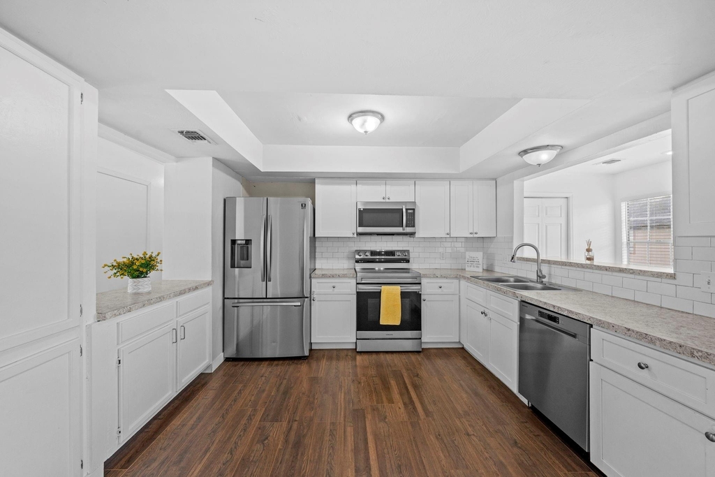 16723 Running Quail Court - Photo 6