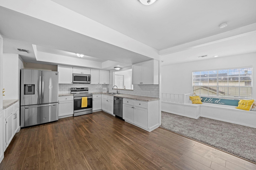 16723 Running Quail Court - Photo 5