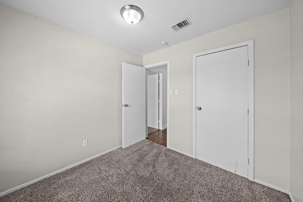 16723 Running Quail Court - Photo 32