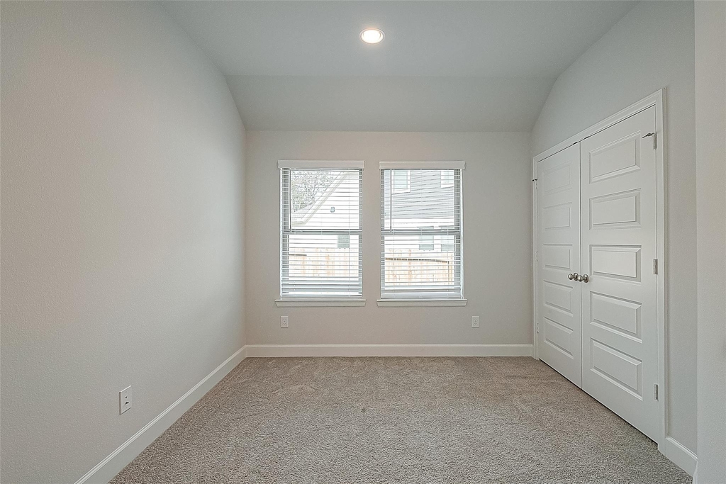 213 Mccrea Court - Photo 5