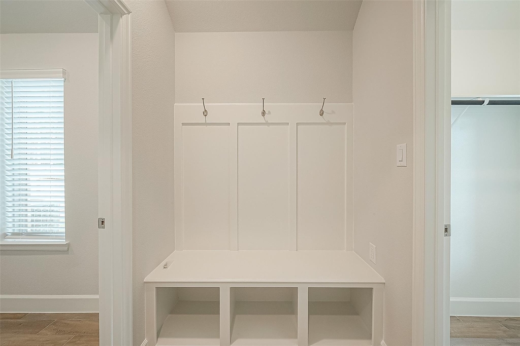 213 Mccrea Court - Photo 21