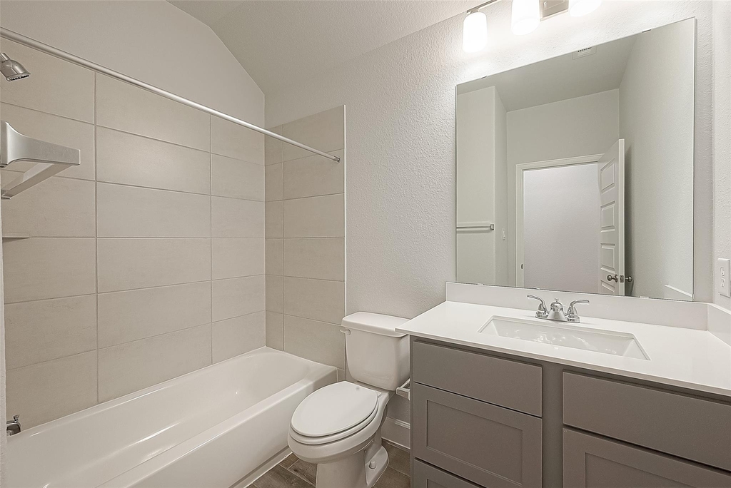 213 Mccrea Court - Photo 29